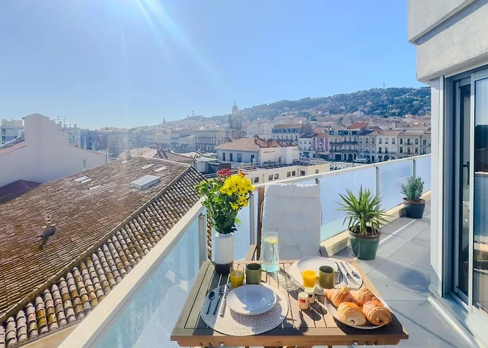 L'escale Setoise , Terrasse, Vue Mont St Clair