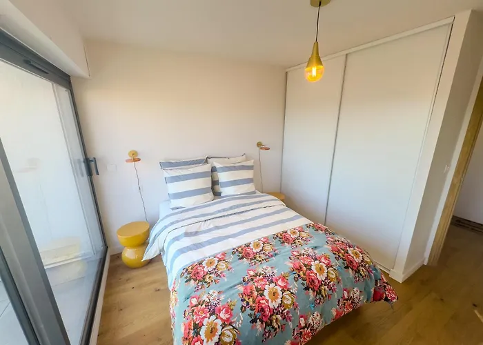 L'escale Setoise , Terrasse, Vue Mont St Clair Σετ